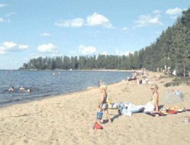 Manamansalon leirintäalue - Manamansalo-5 звездочный кемпинг расположенный на озере Oulujärvi. Рыбалка, теннис, волейбол, мини-гольф, лодки, пляж и многое др.